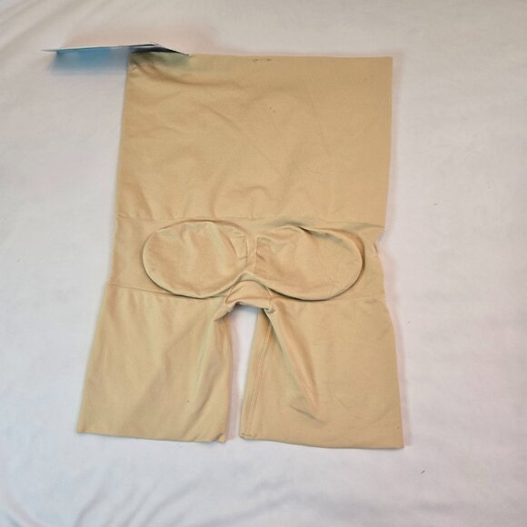 ASSETS by SPANX High-Waist Mid-Thigh Short -Thigh & Tummy Control  Sz: 1X Nude - Picture 3 of 11